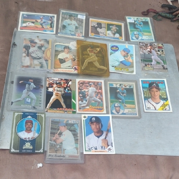 Baseball Trading Card Collection - Picture 1 of 5